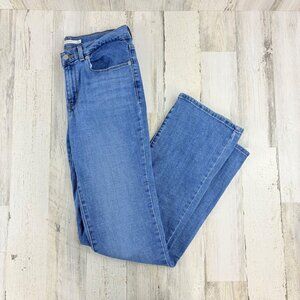 Levi's Womens Sz 6 Blue Medium Wash Classic Boot Cut Jeans
